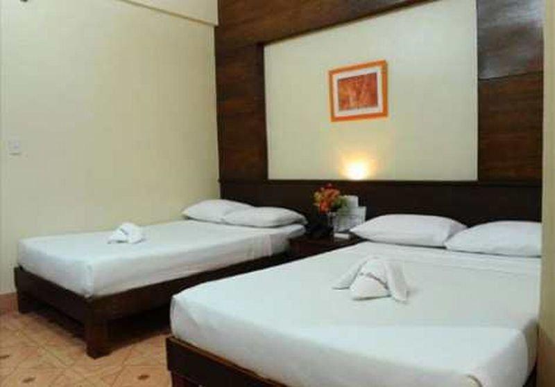 Hotel La Carmela De Boracay 3*